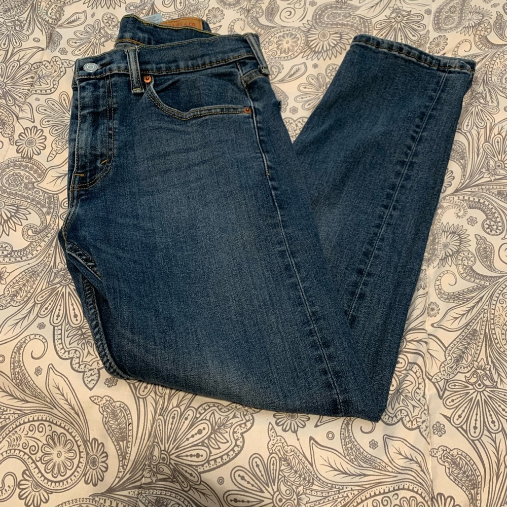 Levi jeans